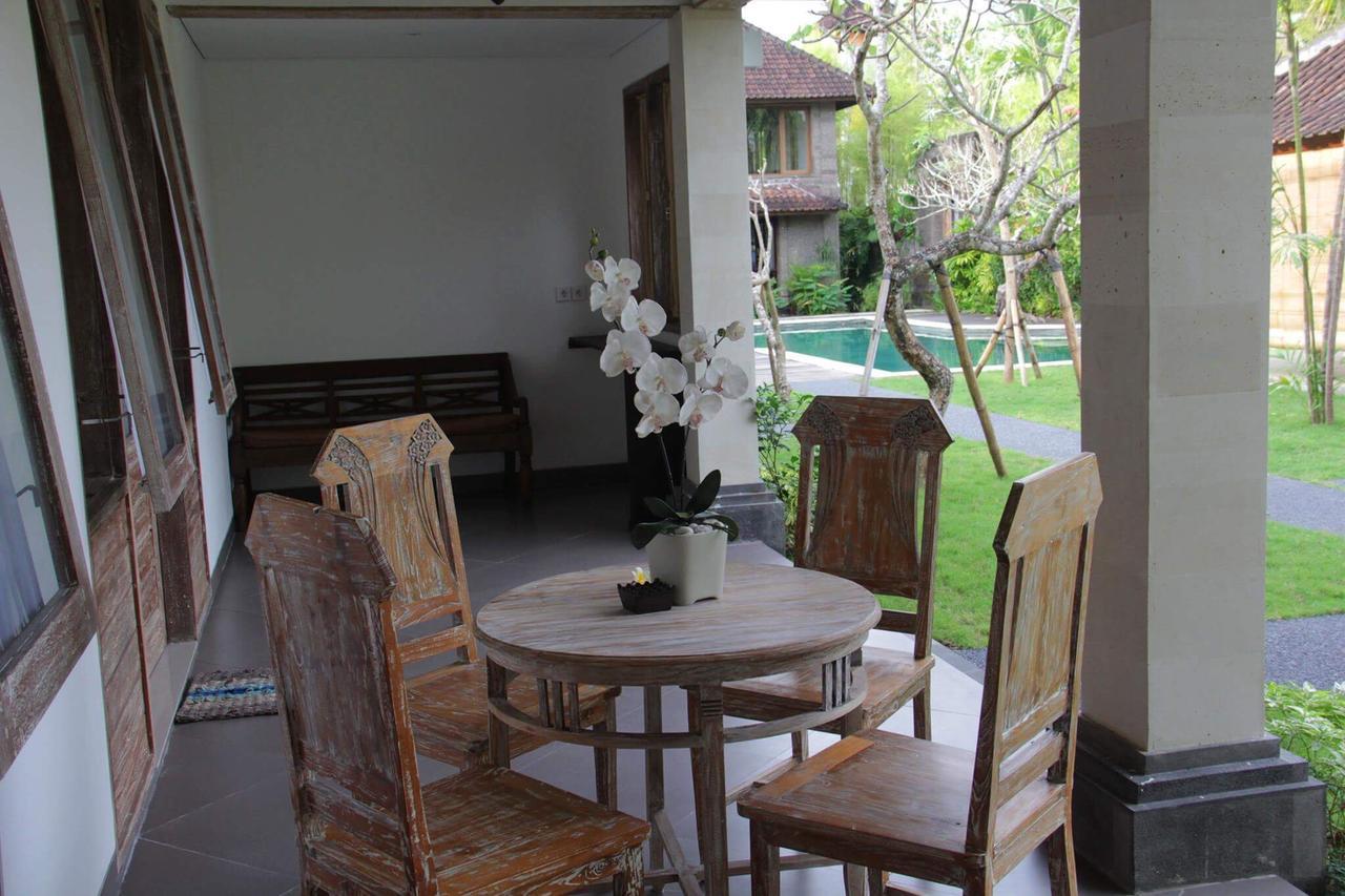 Pondok Alit Resort Seminyak Exterior foto