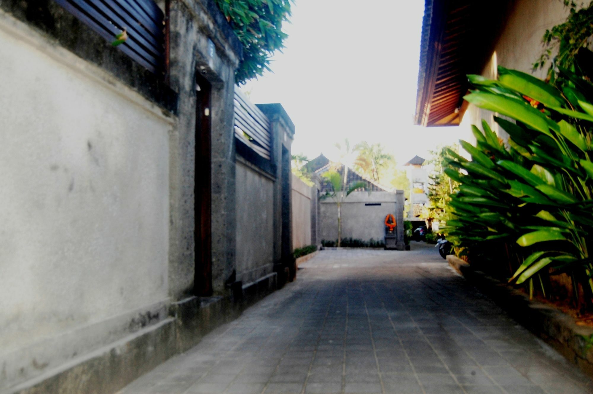 Pondok Alit Resort Seminyak Exterior foto