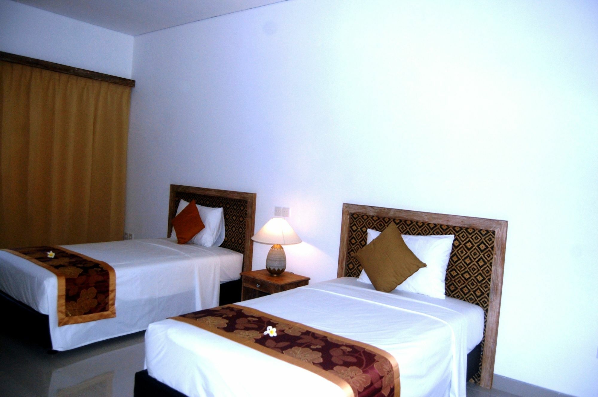 Pondok Alit Resort Seminyak Exterior foto