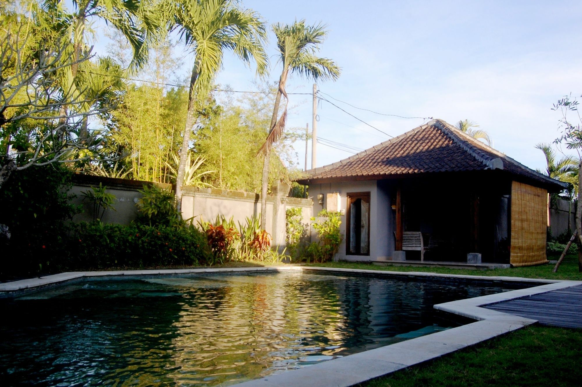 Pondok Alit Resort Seminyak Exterior foto